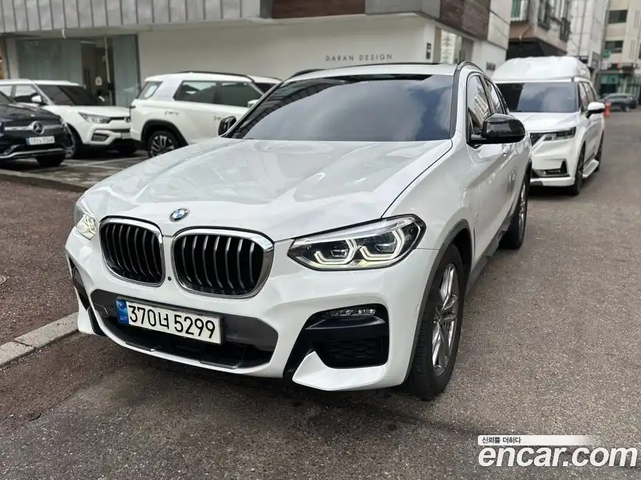 BMW X4 2021 2.0 Автомат в Москве № 675618, фото 1