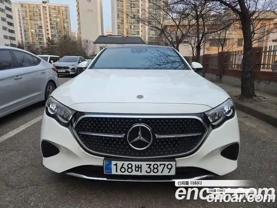 Mercedes-Benz E-Class 2025 2.0 Автомат в Москве № 675954, фото 3