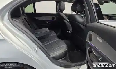 Mercedes-Benz E-Class 2017 2.0 Автомат в Москве № 677796, миниатюра 12