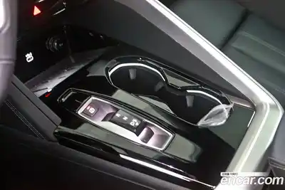 Audi Q5 2025 2.0 Автомат в Москве № 678519, миниатюра 9