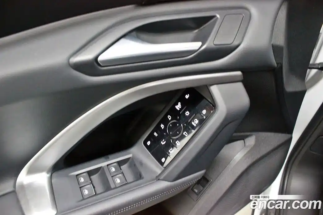 Audi Q5 2025 2.0 Автомат в Москве № 678519, фото 10