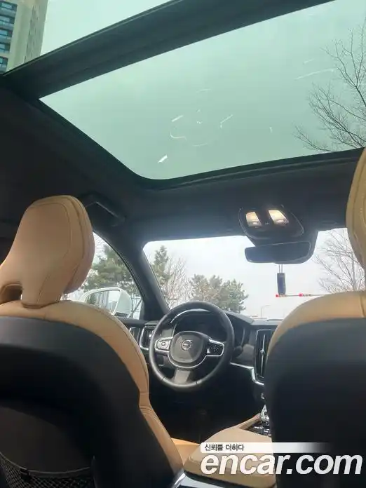 Volvo S90 2023 2.0 Автомат в Москве № 678943, фото 17