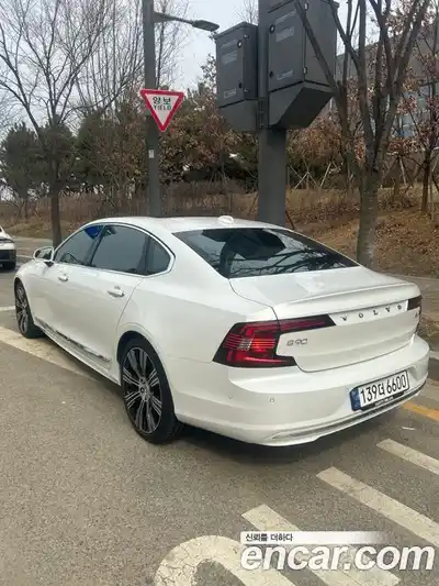 Volvo S90 2023 2.0 Автомат в Москве № 678943, миниатюра 2