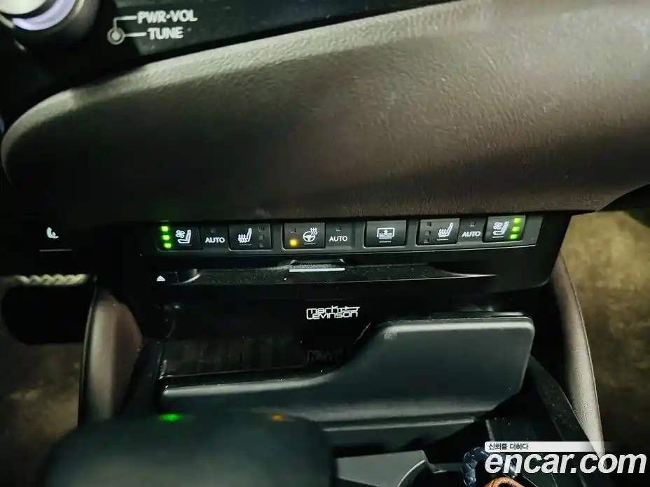 Lexus ES 2021 2.5 Автомат в Москве № 680372, фото 18