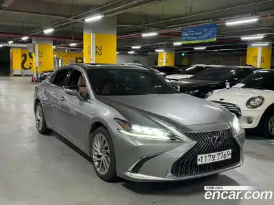 Lexus ES 2021 2.5 Автомат в Москве № 680372, миниатюра 2