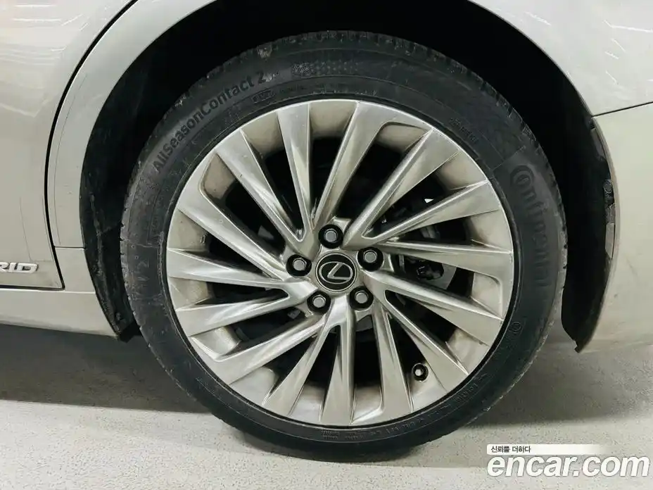 Lexus ES 2021 2.5 Автомат в Москве № 680372, фото 5