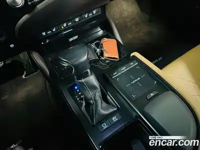 Lexus ES 2021 2.5 Автомат в Москве № 680372, миниатюра 9