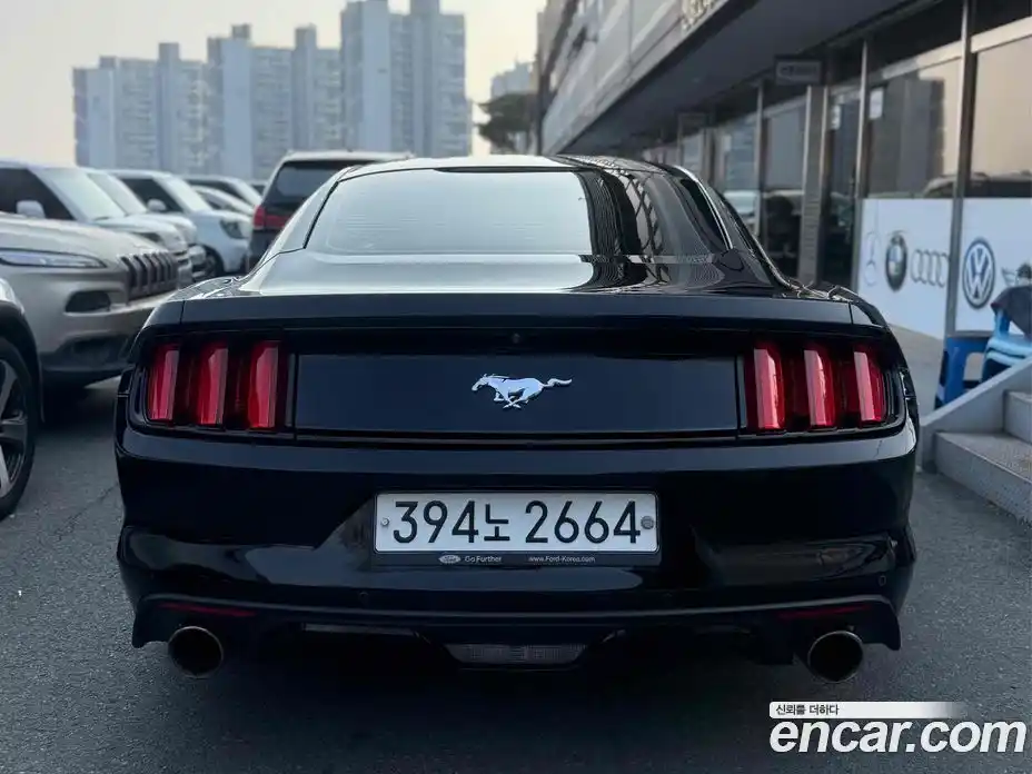 Ford Mustang 2015 2.3 Автомат в Москве № 680943, фото 4