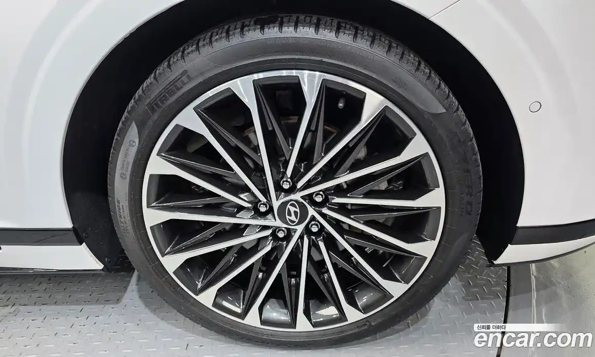 Hyundai Grandeur 2023 2.5 Автомат в Москве № 7220, фото 5