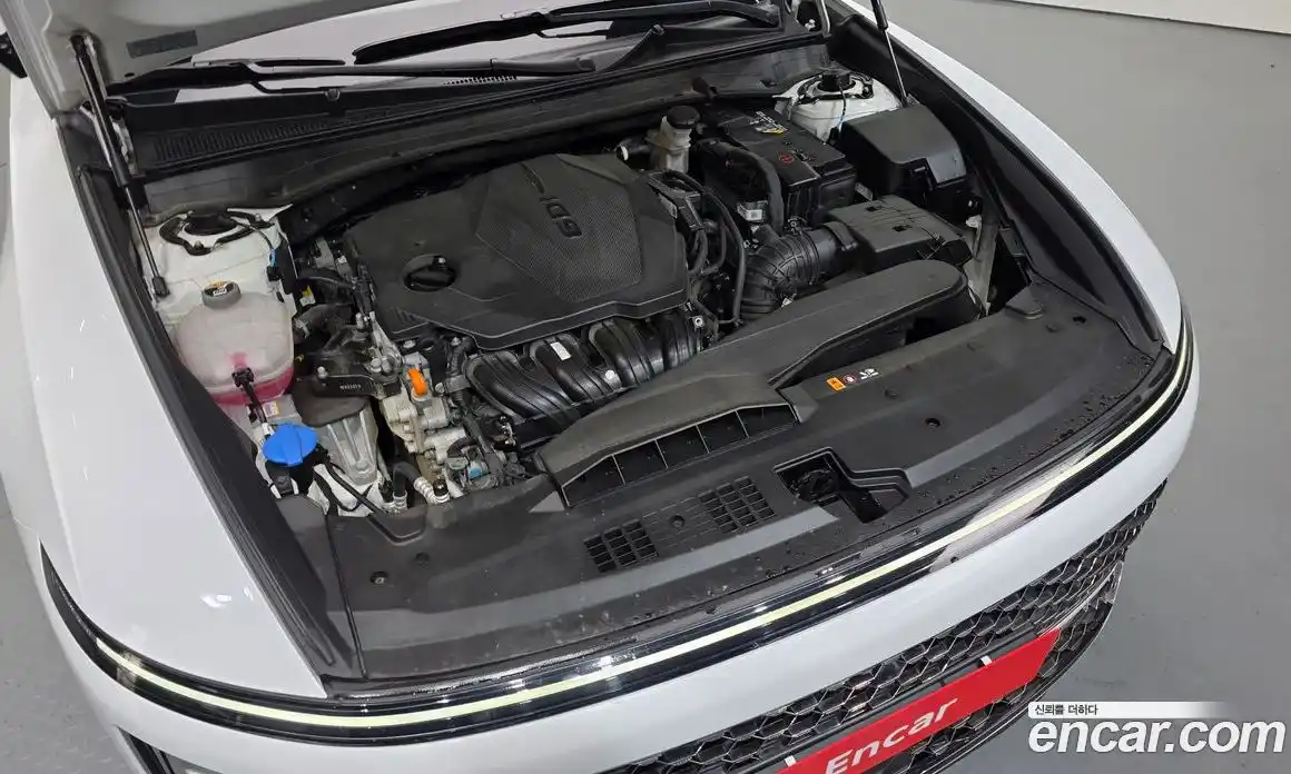 Hyundai Grandeur 2023 2.5 Автомат в Москве № 7220, фото 6