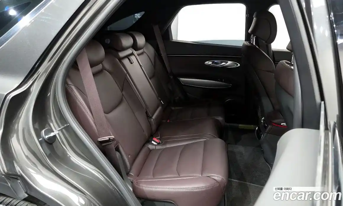 Genesis GV70 2023 2.5 Автомат в Москве № 84713, фото 12