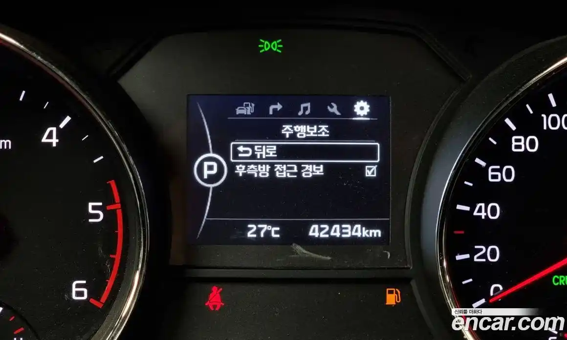 Kia Canival 2018 2.2 Автомат в Москве № 9632, фото 16