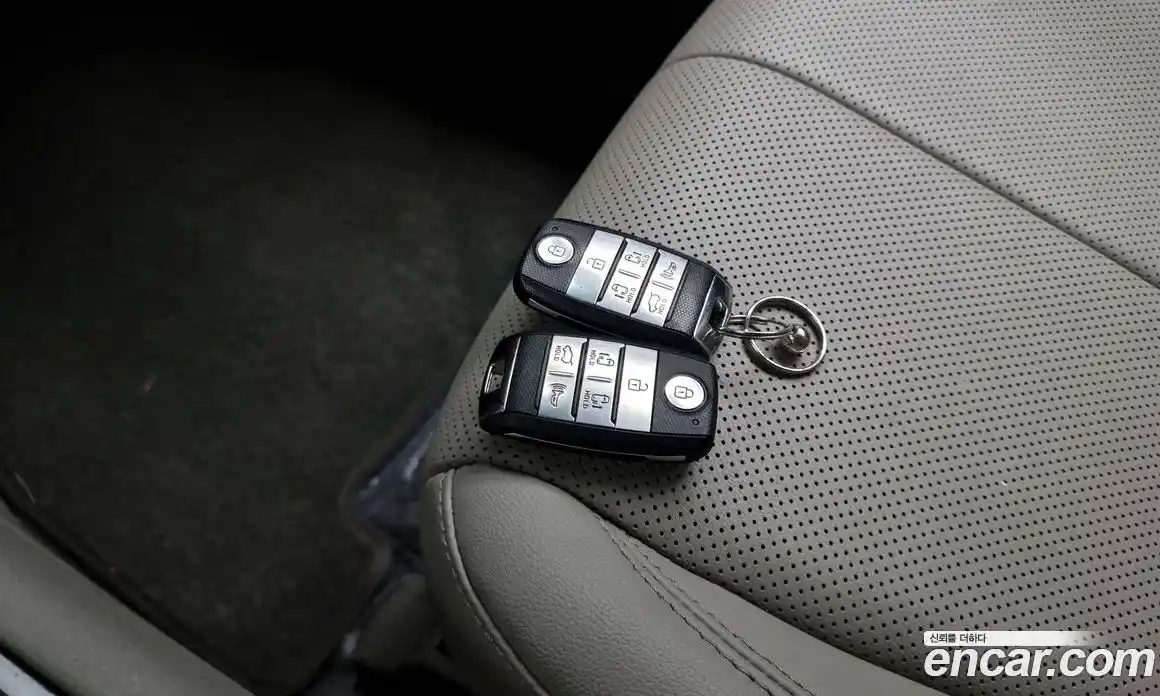 Kia Canival 2018 2.2 Автомат в Москве № 9632, фото 19