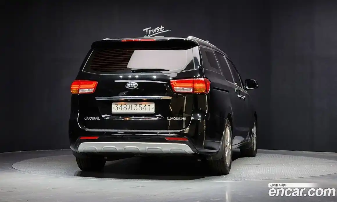 Kia Canival 2018 2.2 Автомат в Москве № 9632, фото 4