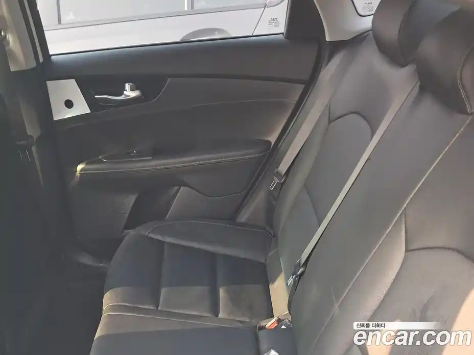 Kia K3 2024 1.6 Автомат в Москве № 131890, фото 13