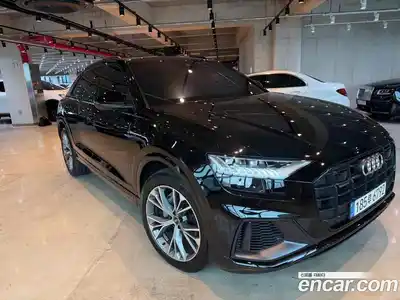 Audi Q8 2022 3.0 Автомат в Москве № 196075, миниатюра 3
