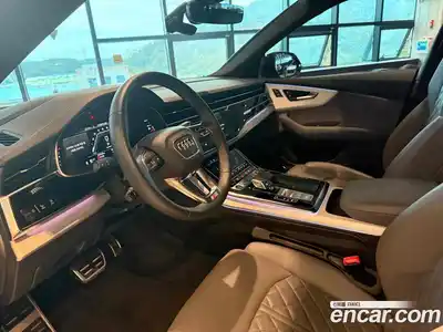 Audi Q8 2022 3.0 Автомат в Москве № 196075, миниатюра 7