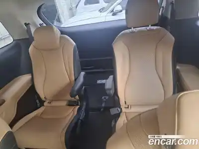 Kia Canival 2023 3.5 Автомат в Москве № 10068, миниатюра 11