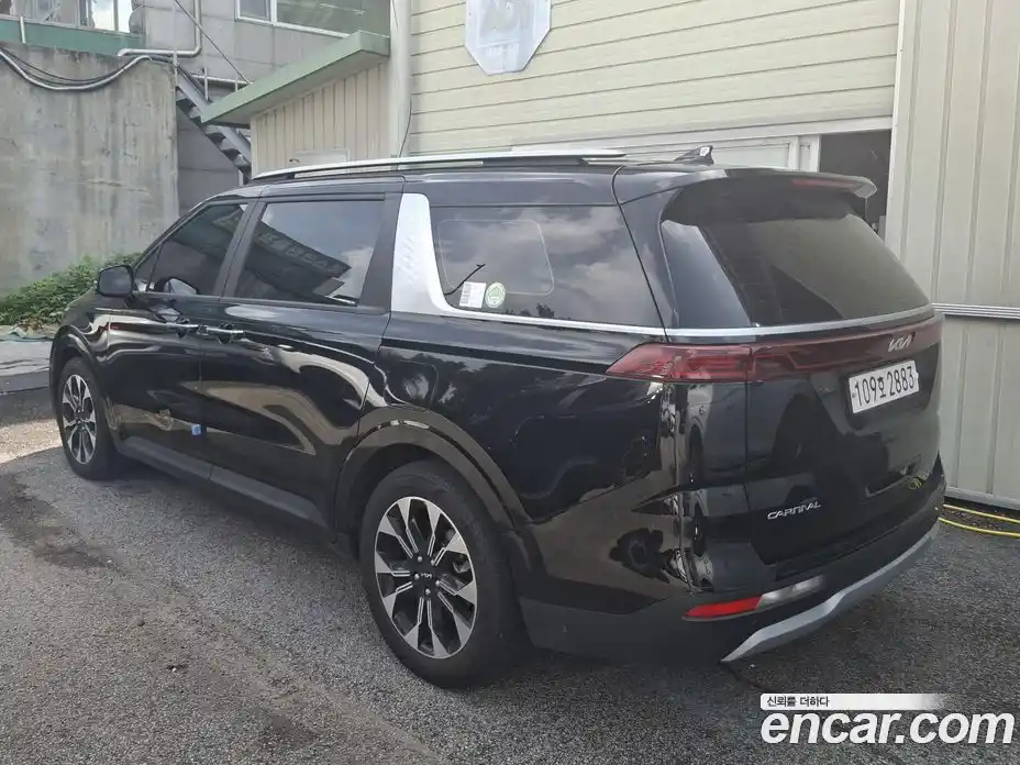 Kia Canival 2023 3.5 Автомат в Москве № 10068, фото 4