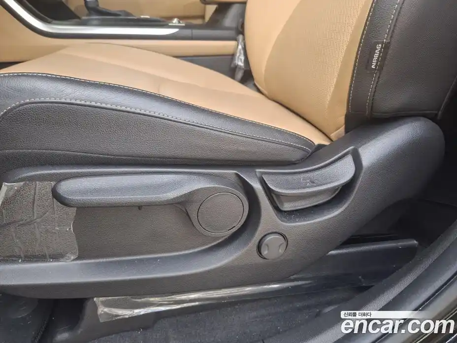 Kia Canival 2023 3.5 Автомат в Москве № 10068, фото 6