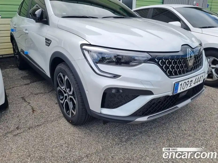 Renault Arkana 2026 1.6 Автомат в Москве № 106742, фото 3