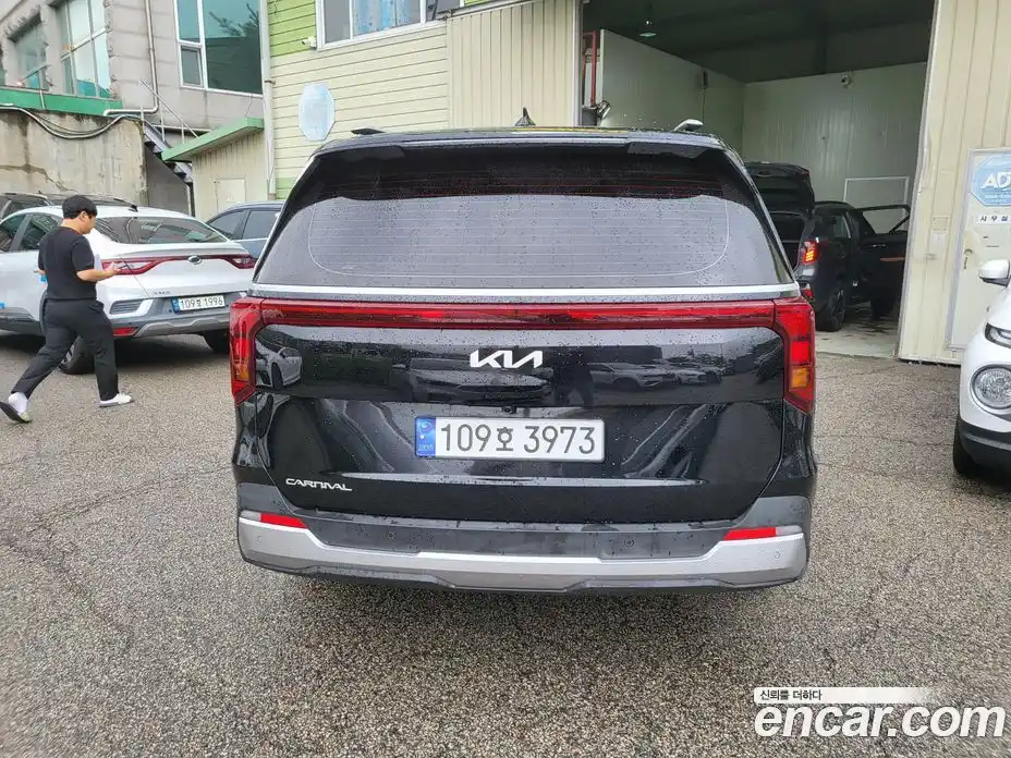 Kia Canival 2025 3.5 Автомат в Москве № 128318, фото 5