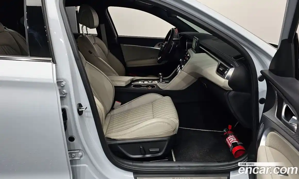 Genesis G70 2023 2.0 Автомат в Москве № 13714, фото 10