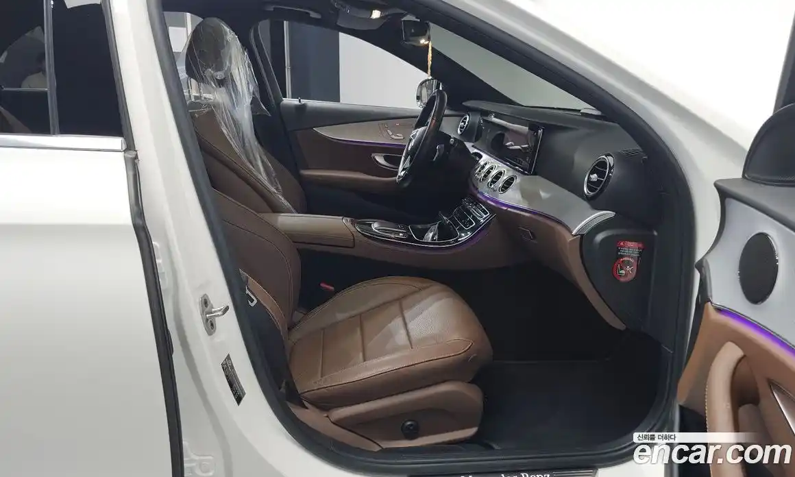 Mercedes-Benz E-Class 2021 2.0 Автомат в Москве № 149451, фото 11