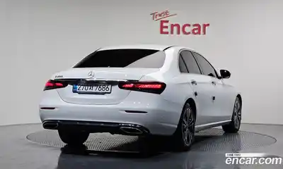 Mercedes-Benz E-Class 2021 2.0 Автомат в Москве № 149451, миниатюра 2