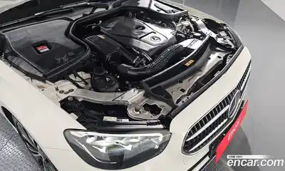 Mercedes-Benz E-Class 2021 2.0 Автомат в Москве № 149451, миниатюра 6