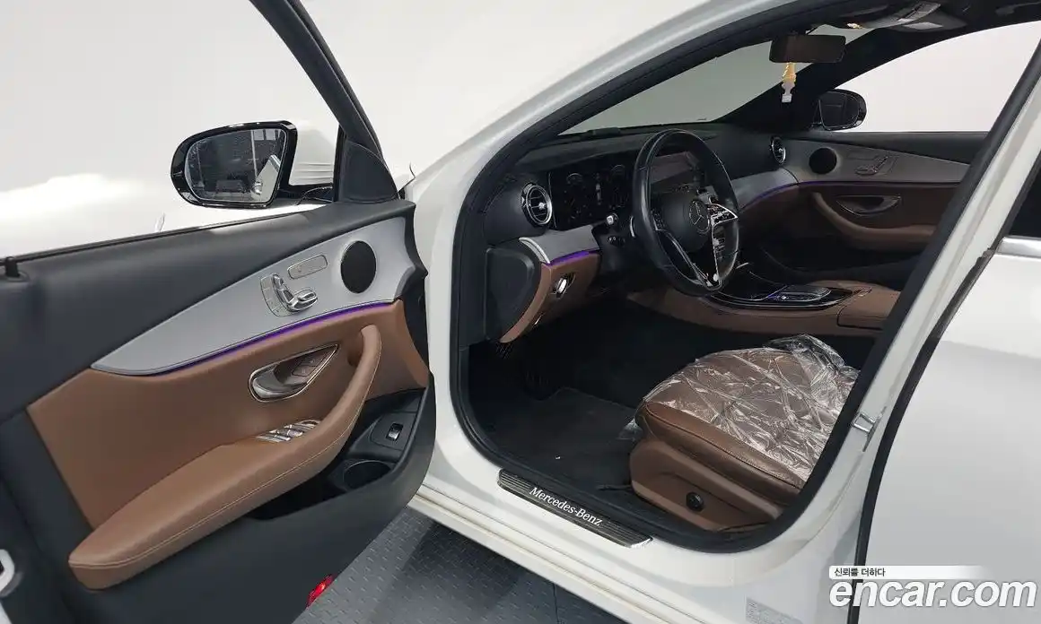 Mercedes-Benz E-Class 2021 2.0 Автомат в Москве № 149451, фото 10