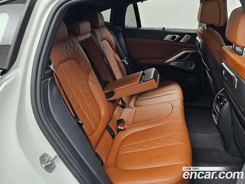 BMW X6 2024 4.4 Автомат в Москве № 154563, фото 12