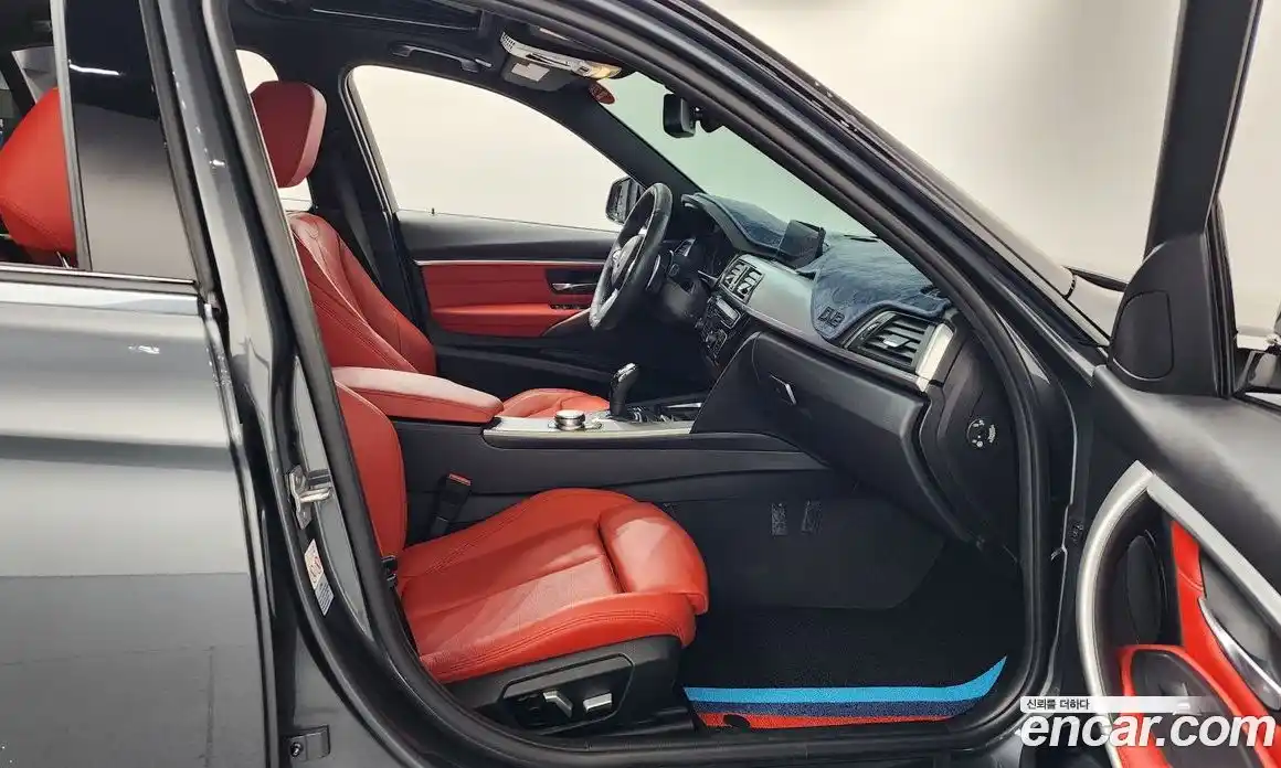 BMW 3-Series 2018 2.0 Автомат в Москве № 159449, фото 11