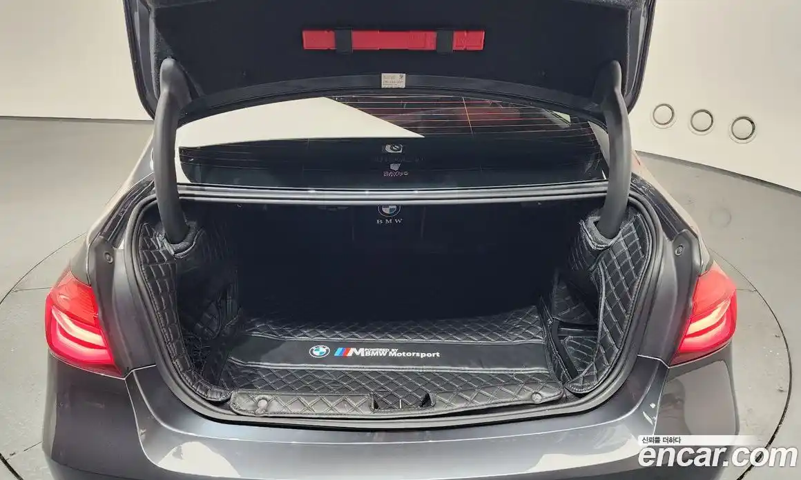 BMW 3-Series 2018 2.0 Автомат в Москве № 159449, фото 20