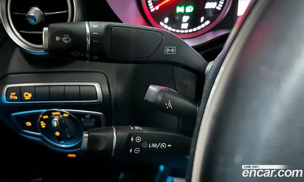 Mercedes-Benz GLC-Class 2019 2.0 Автомат в Москве № 161021, фото 12