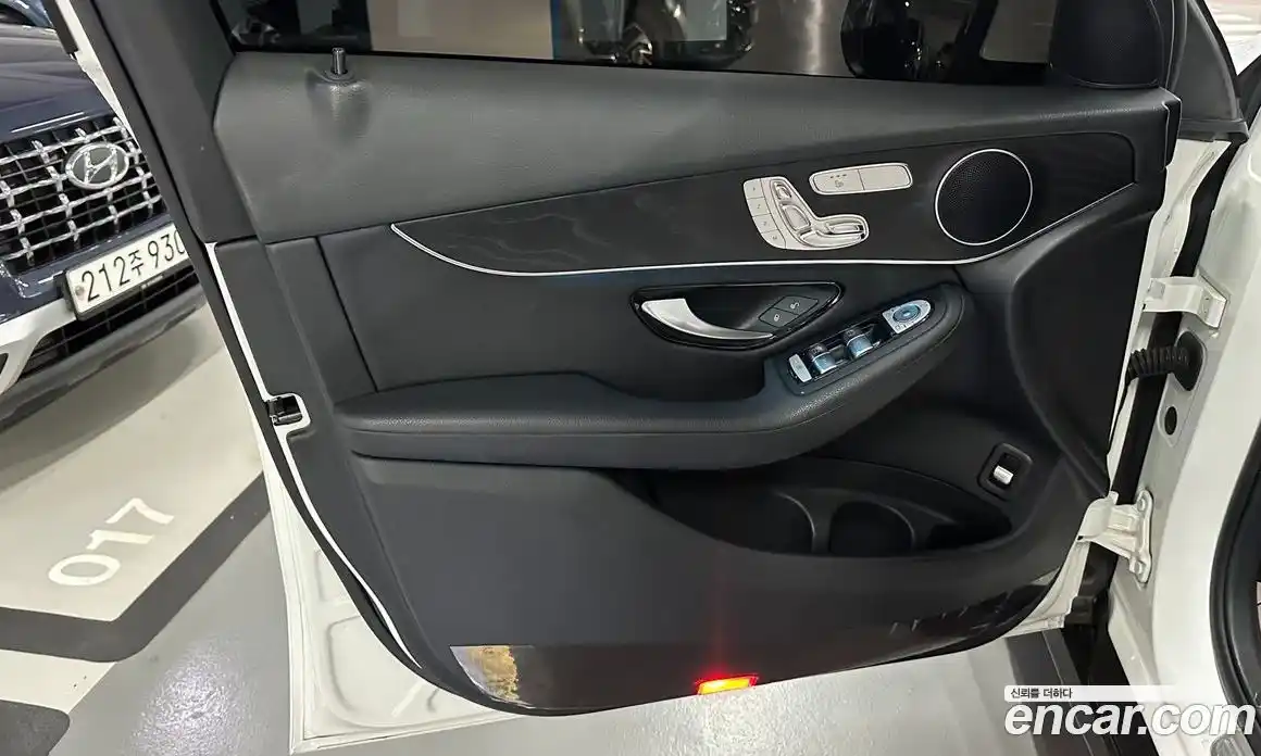 Mercedes-Benz GLC-Class 2019 2.0 Автомат в Москве № 161021, фото 16