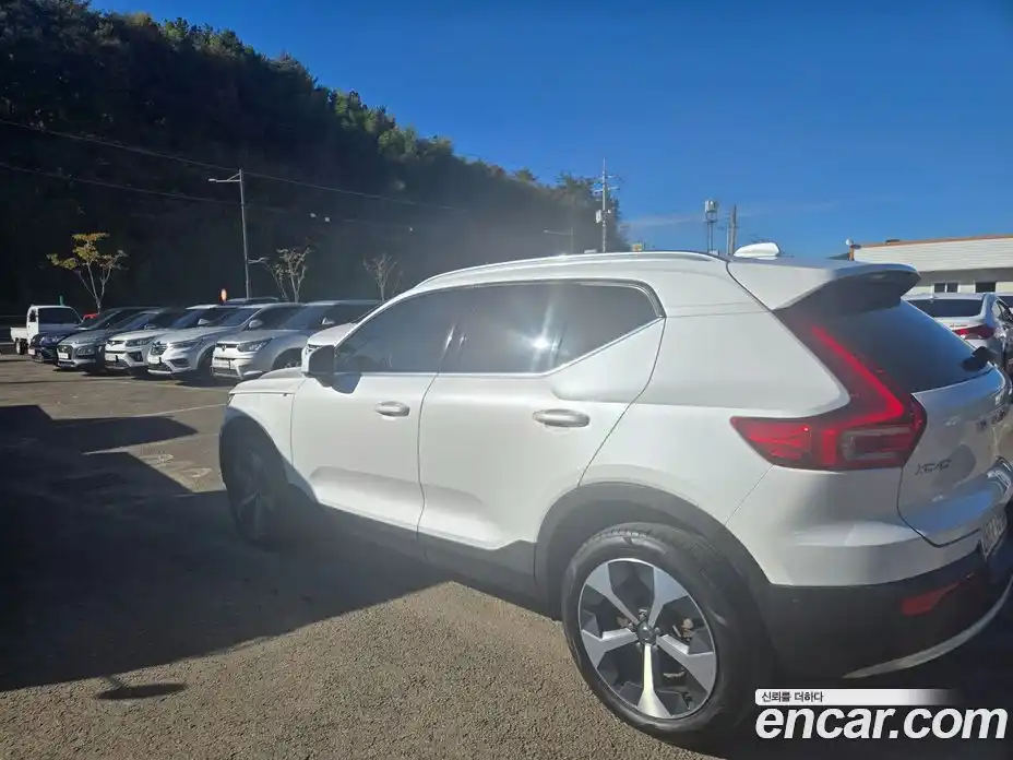Volvo XC40 2023 2.0 Автомат в Москве № 164760, фото 6