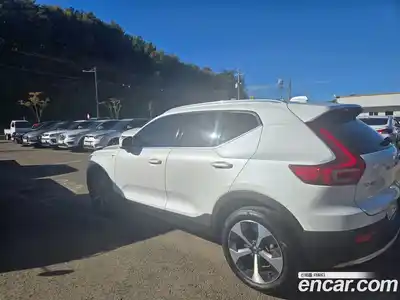 Volvo XC40 2023 2.0 Автомат в Москве № 164760, миниатюра 6