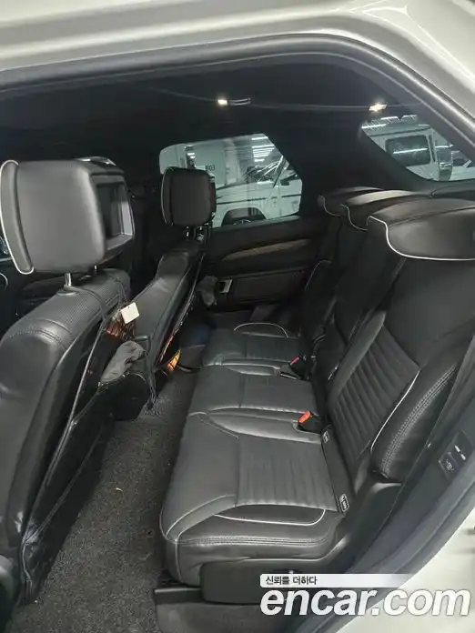 Land Rover Discovery 2018 3.0 Автомат в Москве № 166805, фото 13