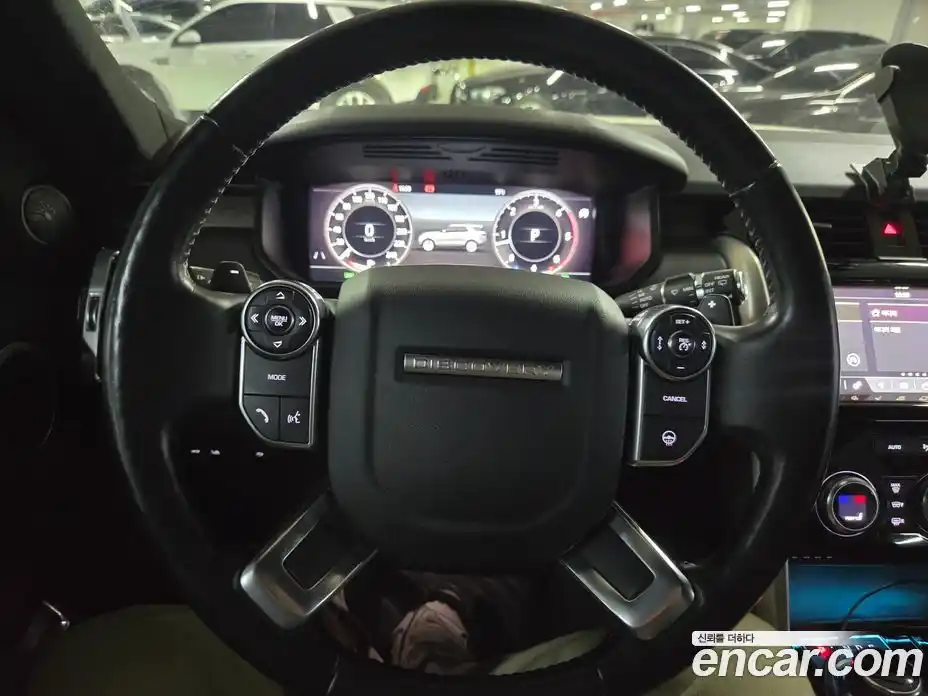 Land Rover Discovery 2018 3.0 Автомат в Москве № 166805, фото 15