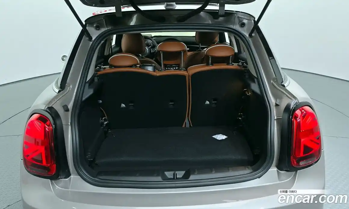 Mini Cooper 2024 2.0 Автомат в Москве № 167074, фото 20