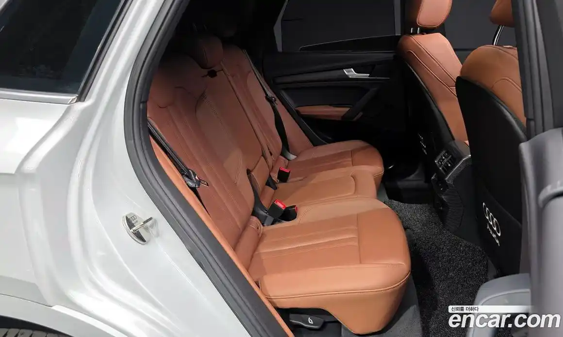 Audi Q5 2023 2.0 Автомат в Москве № 179620, фото 12