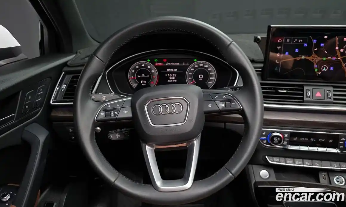 Audi Q5 2023 2.0 Автомат в Москве № 179620, фото 13