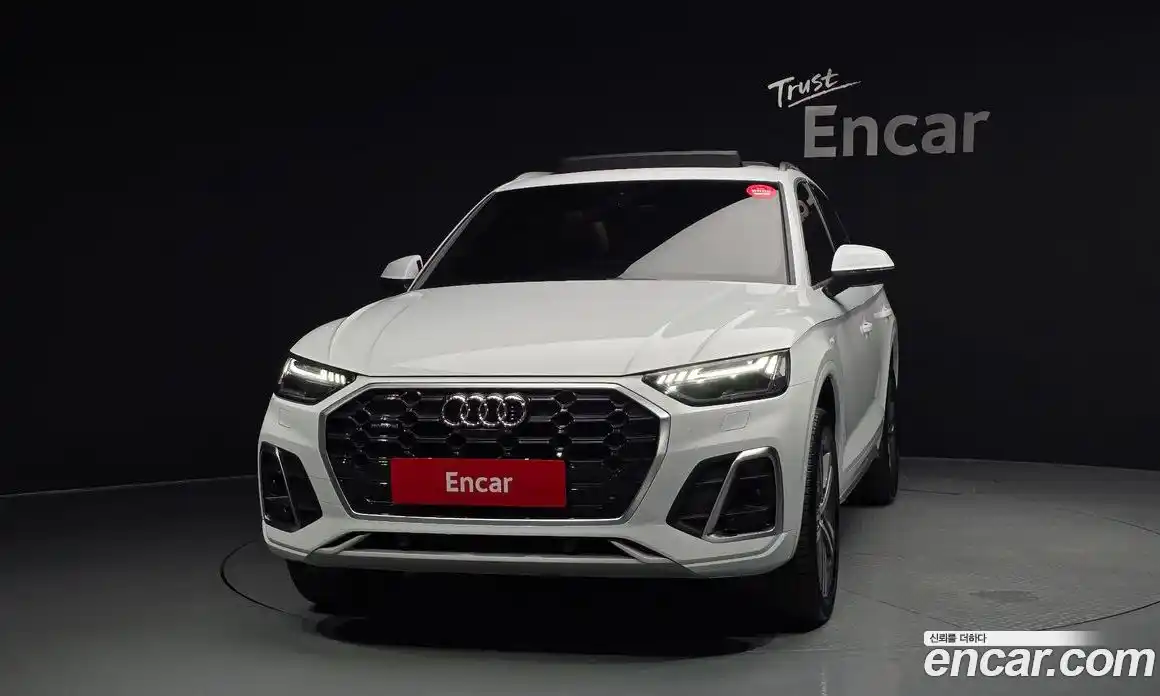 Audi Q5 2023 2.0 Автомат в Москве № 179620, фото 3