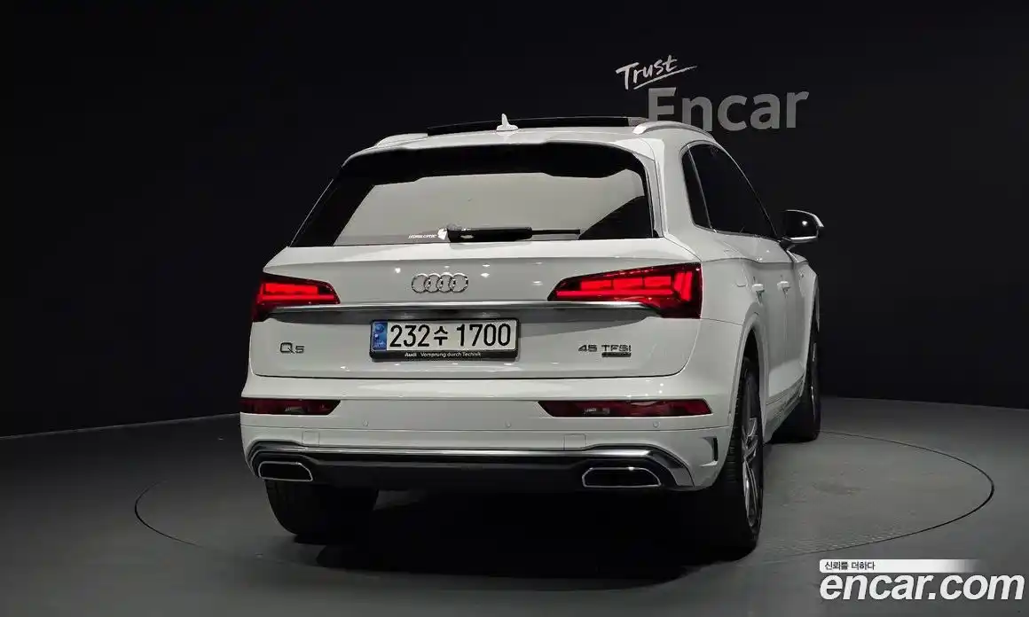 Audi Q5 2023 2.0 Автомат в Москве № 179620, фото 4