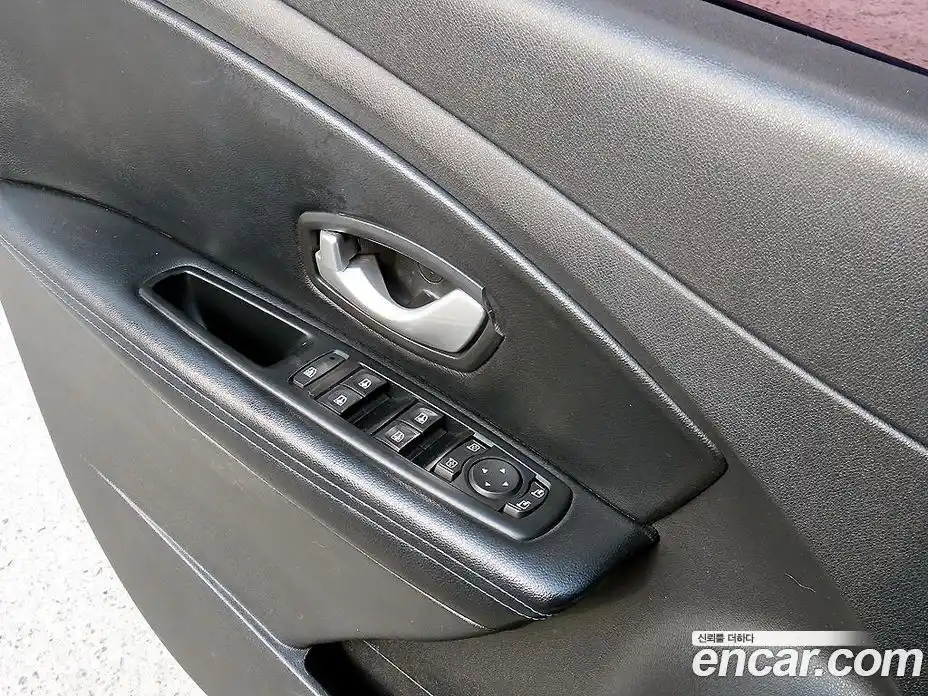 Renault SM3 2013 гидро в Москве № 186466, фото 11