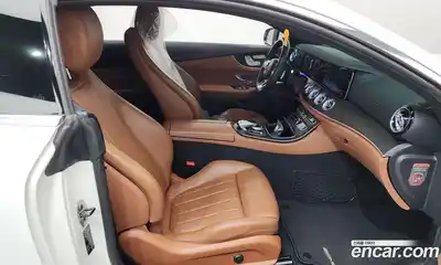 Mercedes-Benz E-Class 2018 1.9 Автомат в Москве № 195186, миниатюра 11