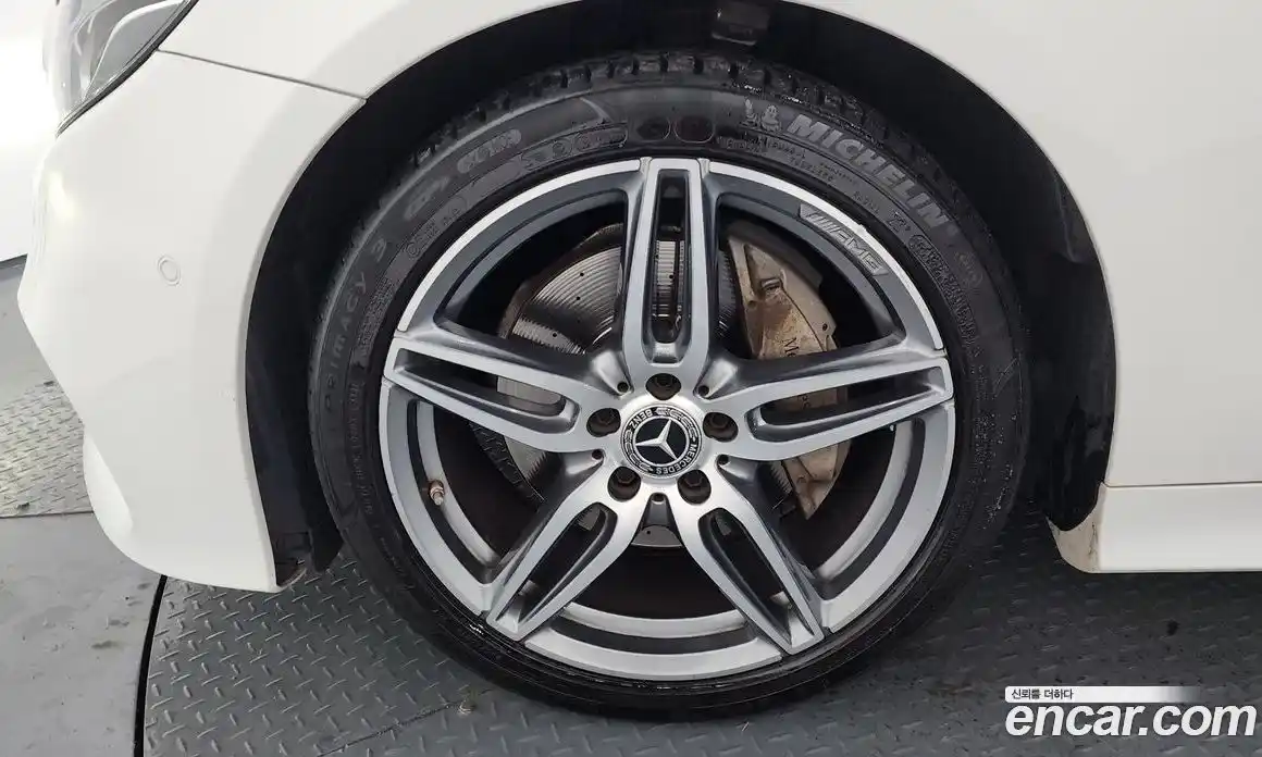 Mercedes-Benz E-Class 2018 1.9 Автомат в Москве № 195186, фото 5