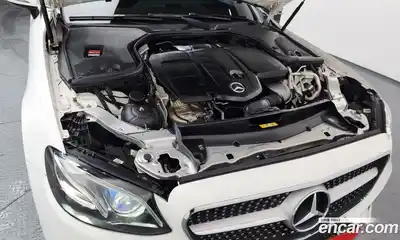 Mercedes-Benz E-Class 2018 1.9 Автомат в Москве № 195186, миниатюра 6