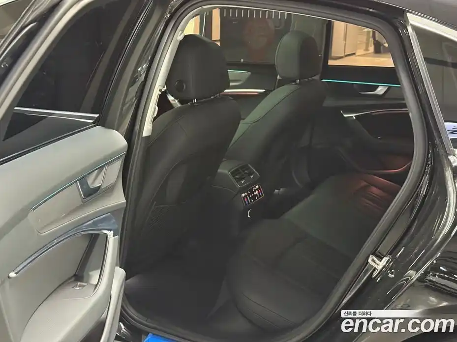 Audi A6 2020 2.0 Автомат в Москве № 196744, фото 16